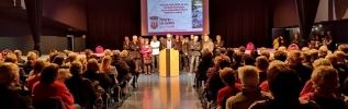 Les services au coeur de notre engagement, notre ville au service de ses habitants... Patrick Molinoz  séduit son auditoire !
